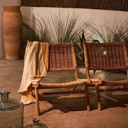 Mea Terra 라카니아